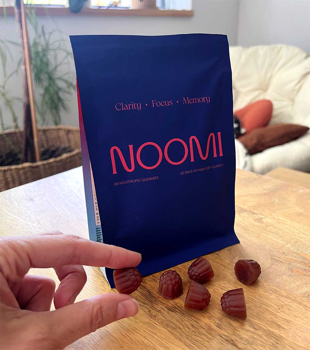 Étiquette arrière du produit Noomi montrant la liste d'ingrédients